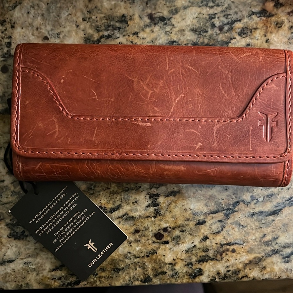 FRYE WALLET NWT